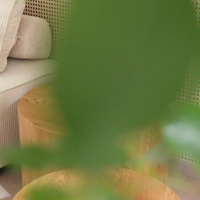 Video loading poster