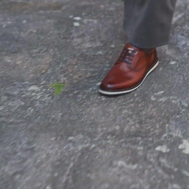 Chaussures à lacets cuir Berna black, PIKOLINOS