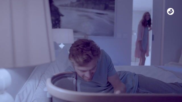 Video loading poster
