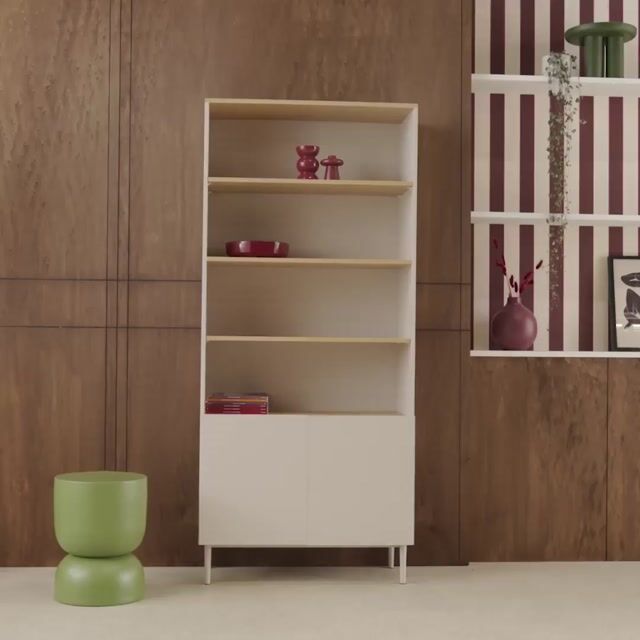 Video loading poster
