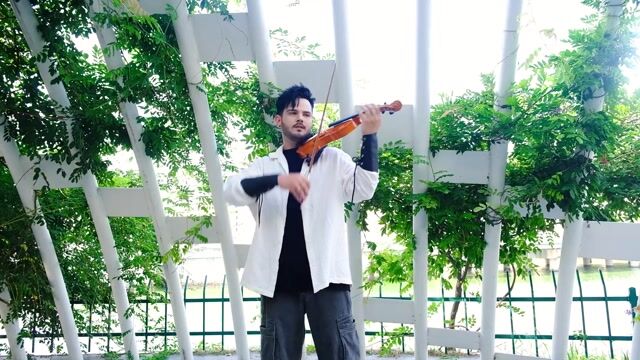 Video loading poster