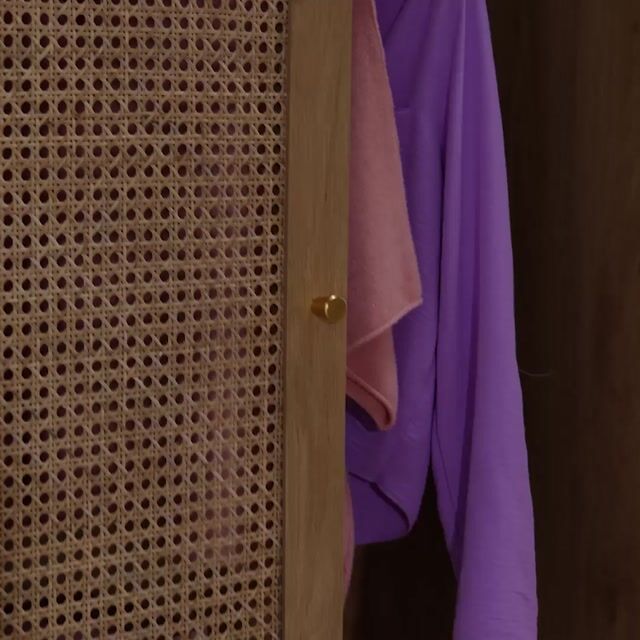 Video loading poster